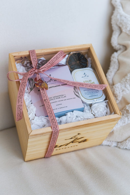 Love Chic Set: Soap + Solid Perfume