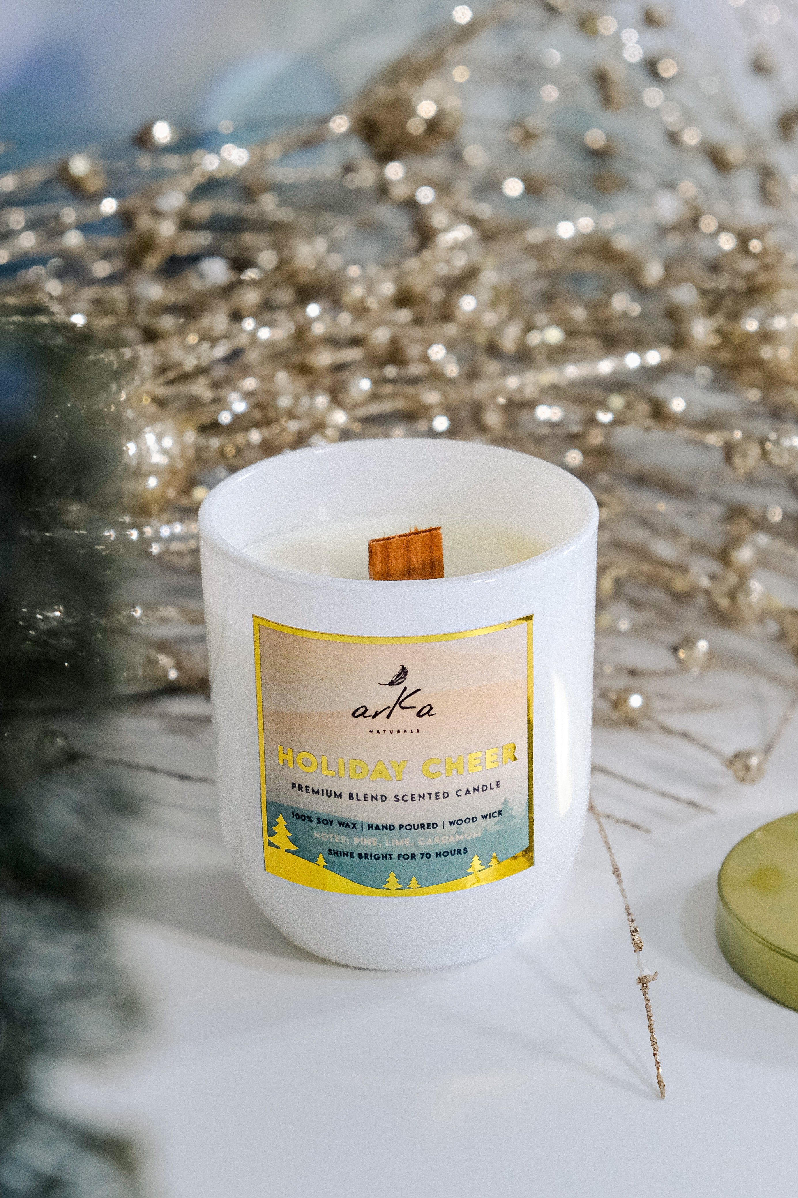 Holiday Cheer Hand Poured Scented Soy Candle with FREE ready-to-gift bag | Limited Release